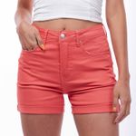 ESSENCE-SHORT-DENIM-MIAMI-PP-ROSE-Imagen-5