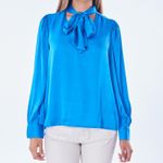 essence-blusa-ml-geraldine-ad16-mo-color-1-imagen4