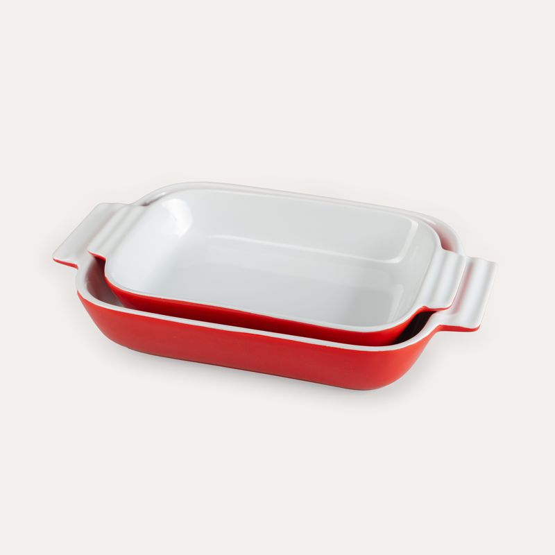 FAMILIA-SET-DE-FUENTES-PARA-HORNEAR-BLANCO-ROJO-2-PCS-P7034137-Imagen-1