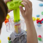 PLAY-DOH-PD-SWIRLIN-SMOOTHIES-BLENDER-PLAYSET-F9142-IMAGEN-5