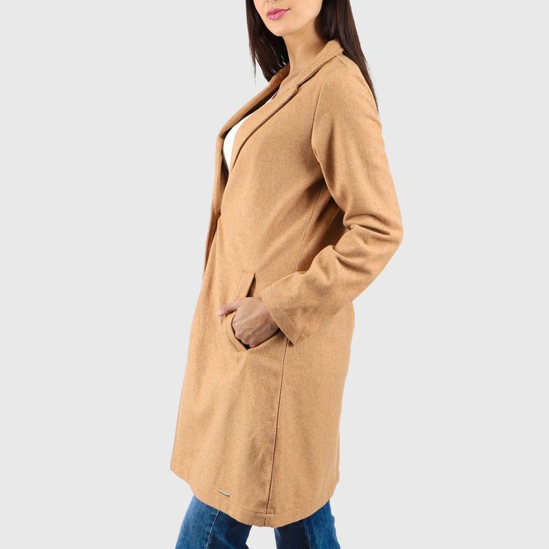 priority-abrigo-sport-ml-mo-camel-imagen2