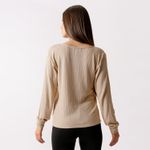 priority-chompa-ml-cv-prof-lucia-sm-beige-imagen4