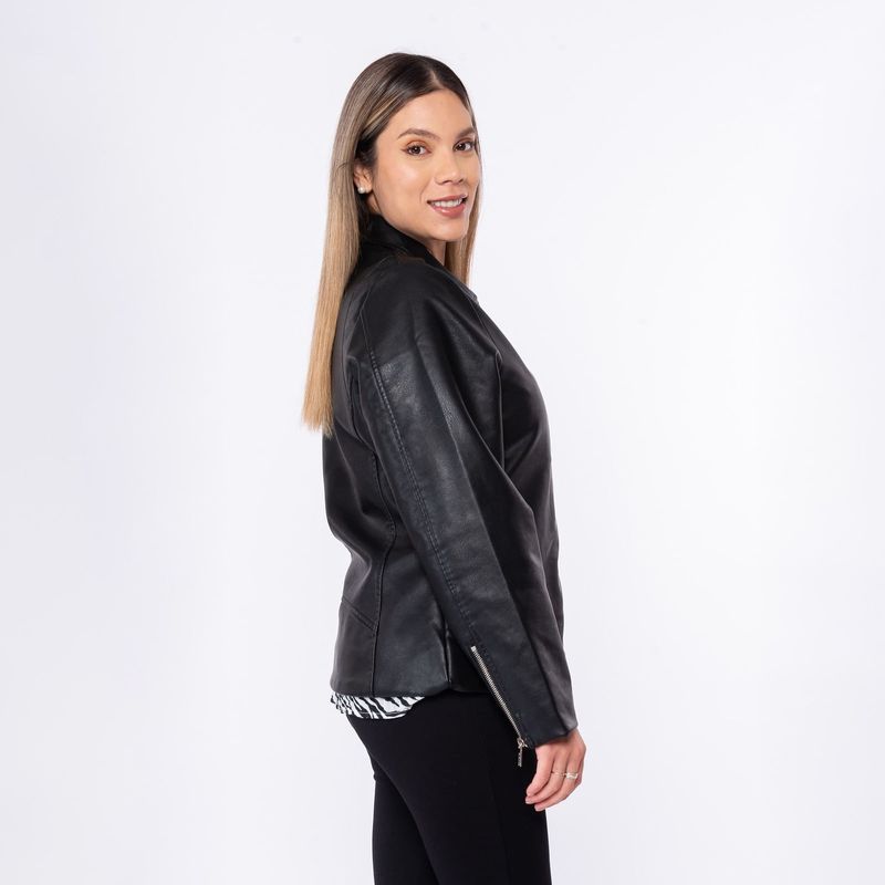 priority-casaca-ml-livia-sm-negro-imagen2